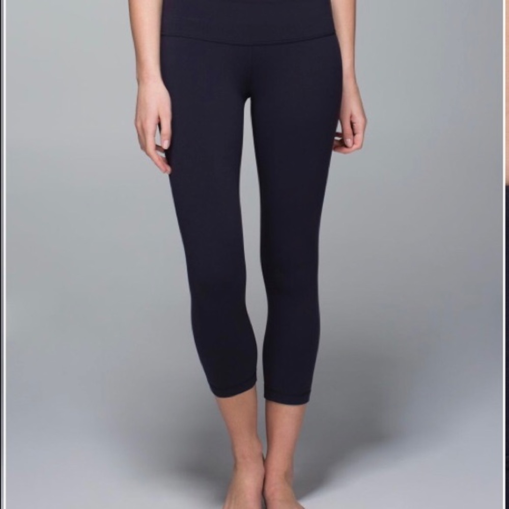 lulu wunder under crop II naval blue sz 4